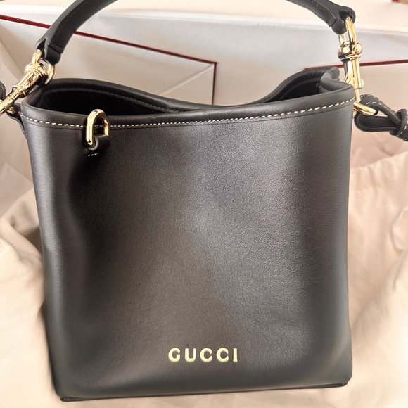 Gucci Bucket Handbag - Picture 2 of 8